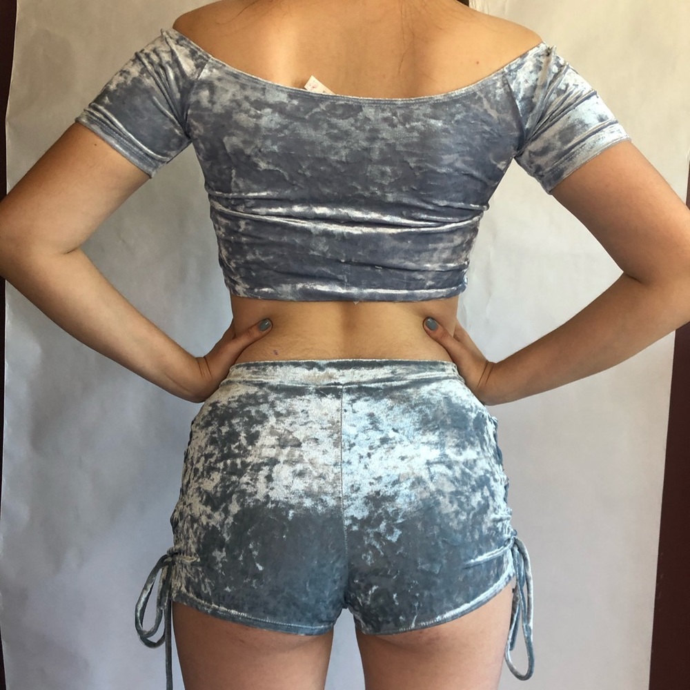 Velvet Blue Set - Picture 5 of 5